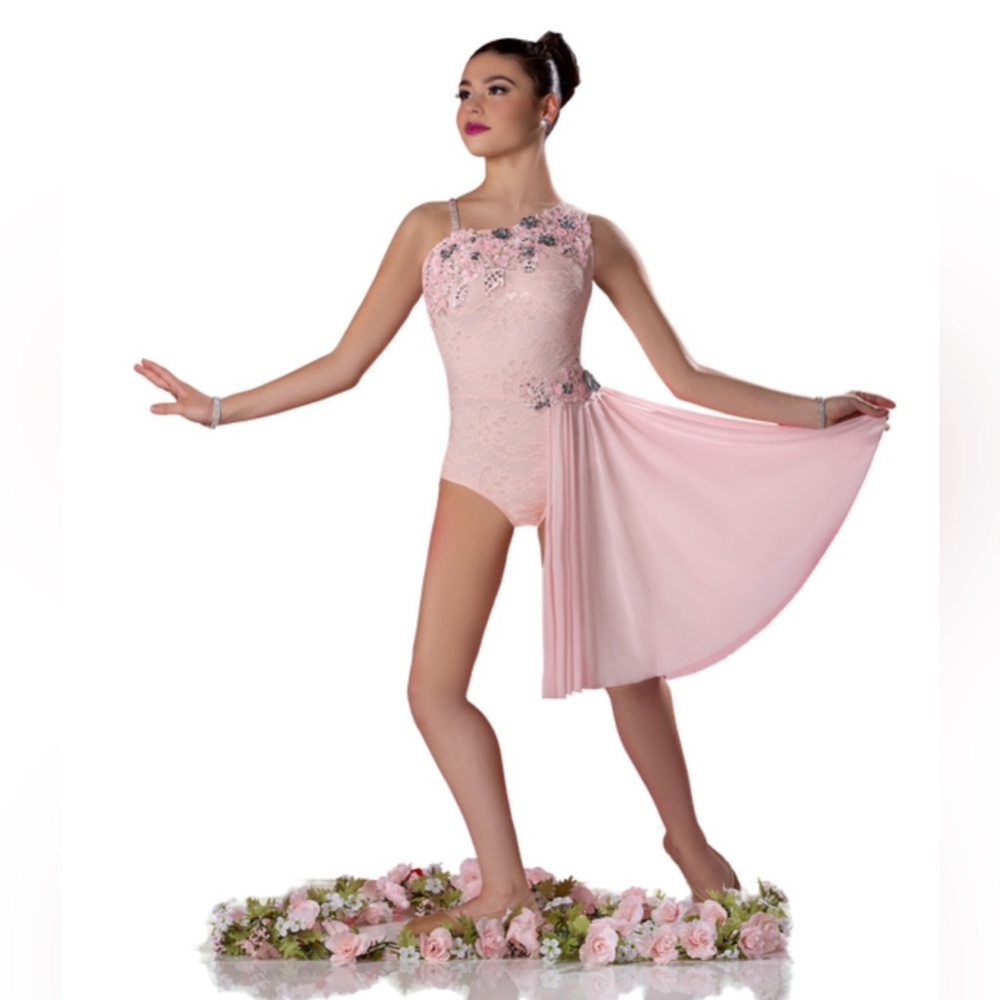 Glamour lyrical/contemporary costume